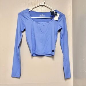 Hollister Women's Blue Long Sleeve Tee